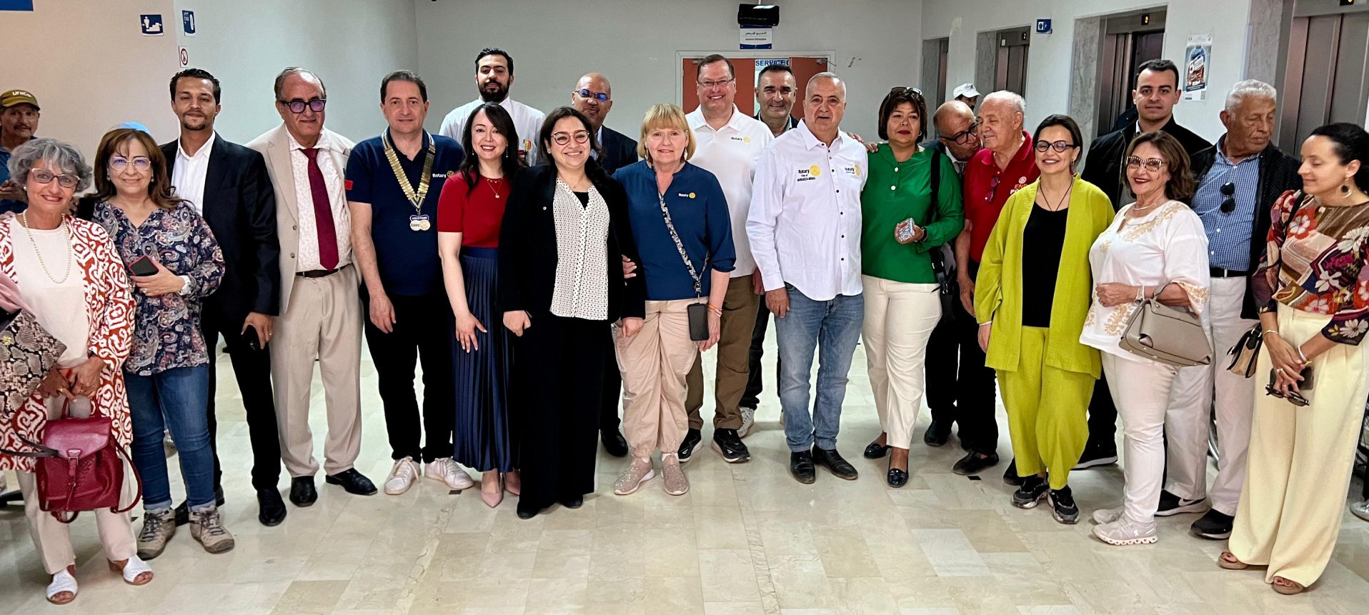 Visite des membres de haut niveau du Rotary Club au CHU de Marrakech